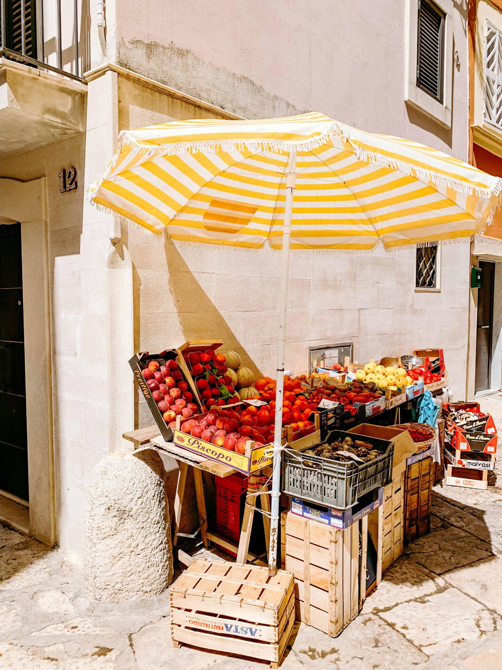 Mini marché alimentaire