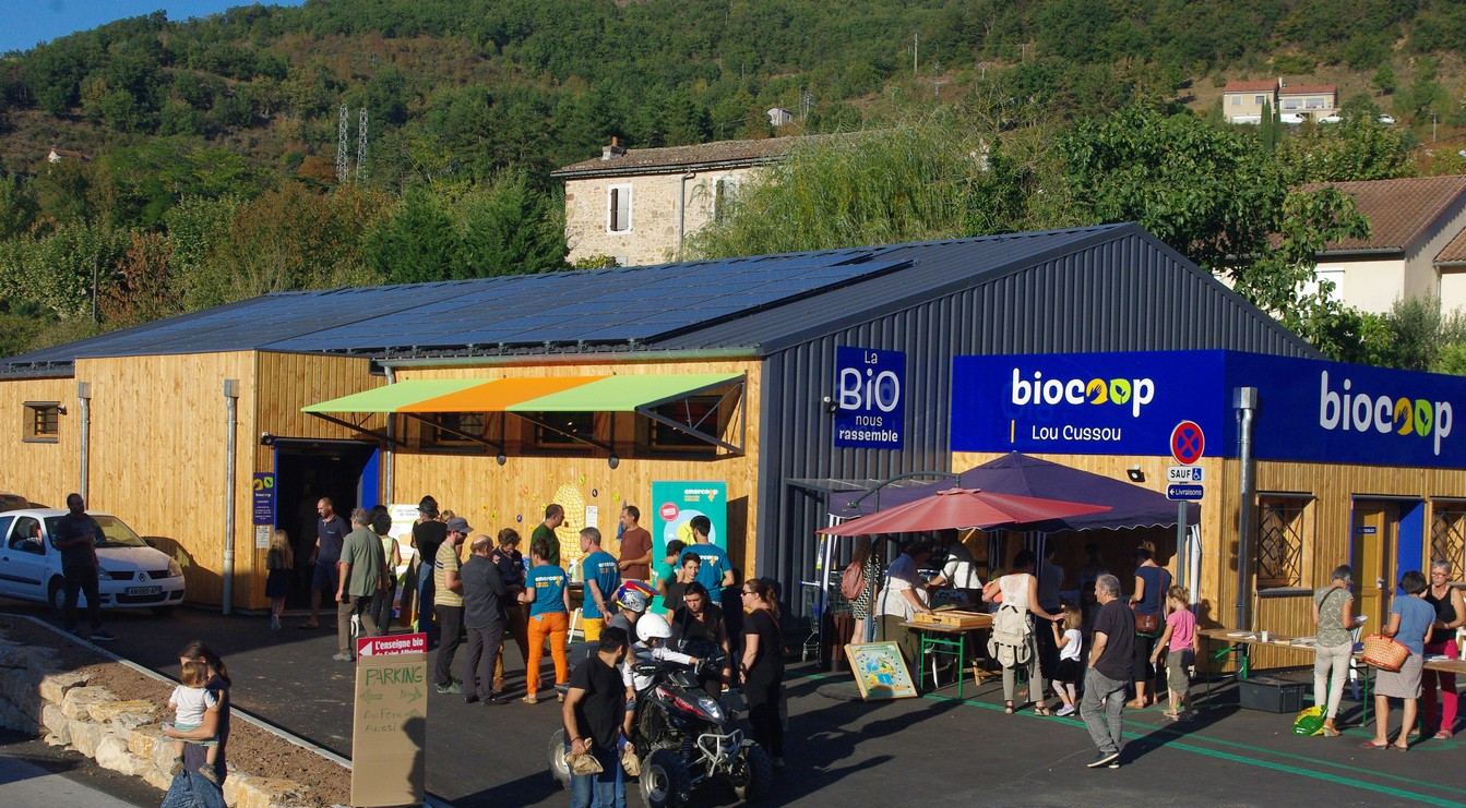 Projet autoconsommation Biocoop Lou Cussou - crédit photo Enercoop Midi Pyrénées